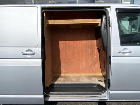 2021 Volkswagen Transporter - photo 9