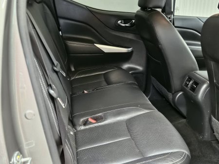 2019 Nissan Navara - photo 6