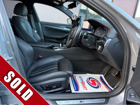 2022 BMW 5-Series - photo 12
