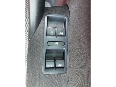 2012 Volkswagen Polo - photo 24