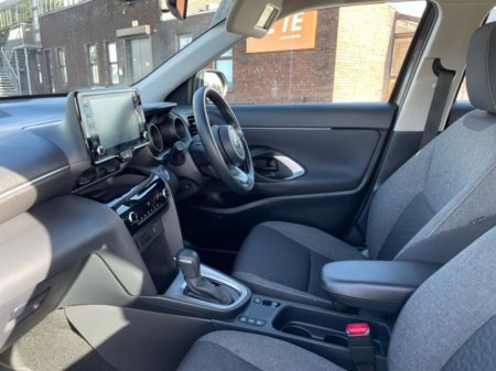 2023 Toyota Yaris Cross - photo 6