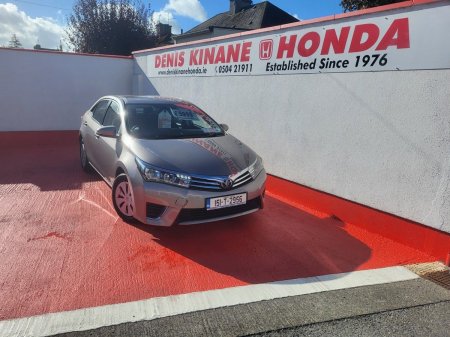2015 Toyota Corolla - photo 2