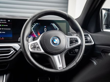 2023 BMW 3-Series - photo 11