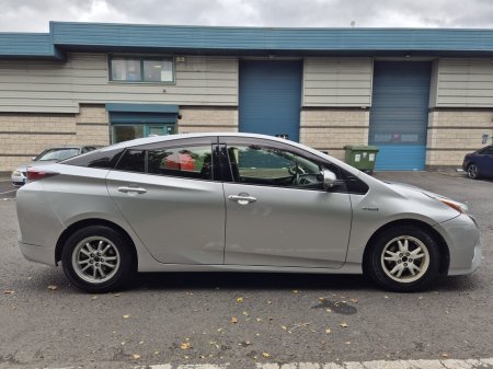 2016 Toyota Prius - photo 4