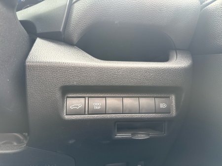 2025 Toyota RAV4 - photo 20