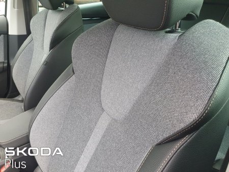 2025 Skoda Octavia - photo 25