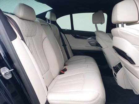 2020 BMW 7-Series - photo 11
