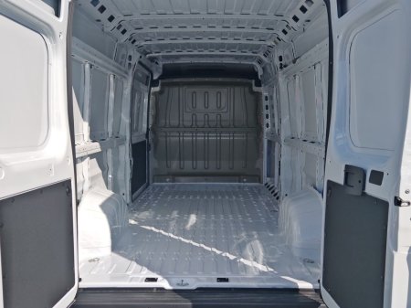 2026 Opel Movano - photo 9