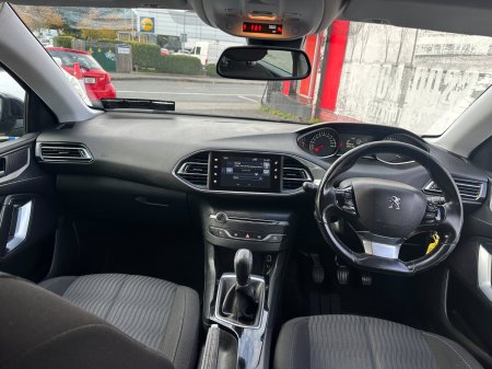2016 Peugeot 308 - photo 22