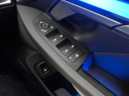 2024 BMW 5-Series - photo 21