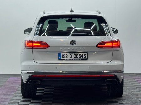 2019 Volkswagen Touareg - photo 5