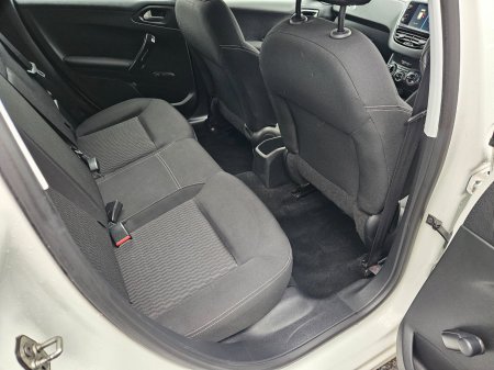 2019 Peugeot 208 - photo 10