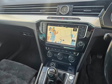 2015 Volkswagen Passat - photo 13