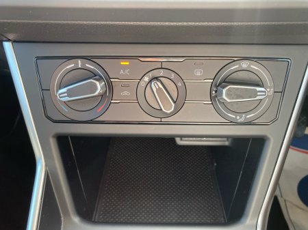 2025 Volkswagen Polo - photo 16