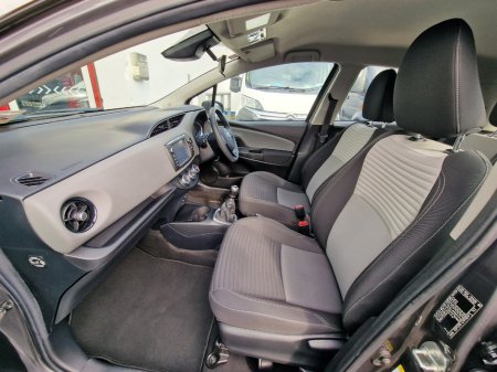 2019 Toyota Yaris - photo 28