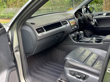 2017 Volkswagen Touareg - photo 9
