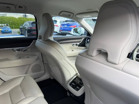 2019 Volvo V90 - photo 39