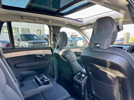 2025 Volvo XC90 - photo 23