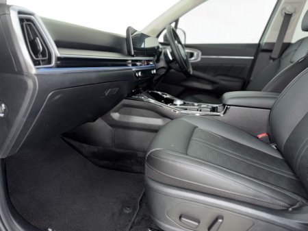 2025 Kia Sorento - photo 3