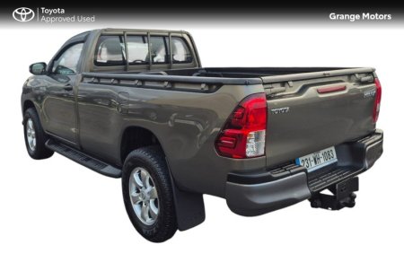 2023 Toyota Hilux - photo 12