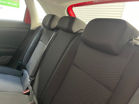 2020 Volkswagen Polo - photo 10