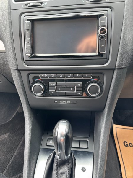 2012 Volkswagen Golf - photo 8