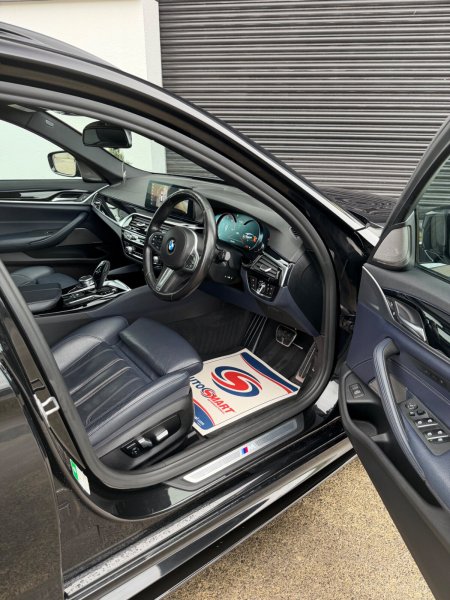 2018 BMW 5-Series - photo 18
