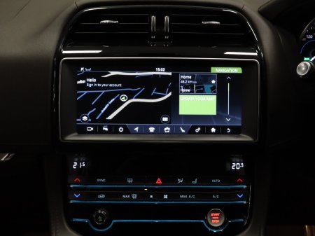 2019 Jaguar F-Pace - photo 22