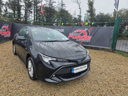 2021 Toyota Corolla 1.8 Hybrid Luna Hatchback