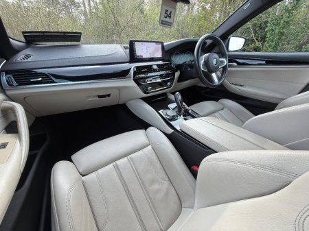 2018 BMW 5-Series - photo 17