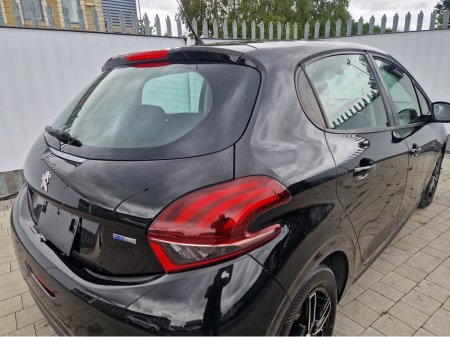 2017 Peugeot 208 - photo 11