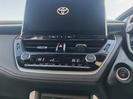 2024 Toyota Corolla - photo 23