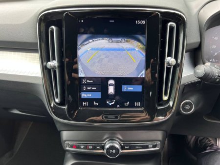 2023 Volvo XC40 - photo 7