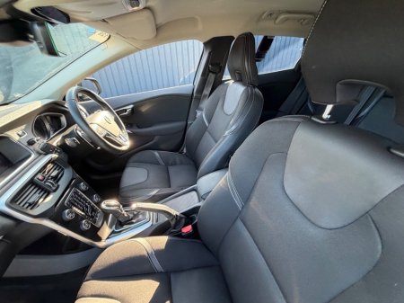 2019 Volvo V40 - photo 44