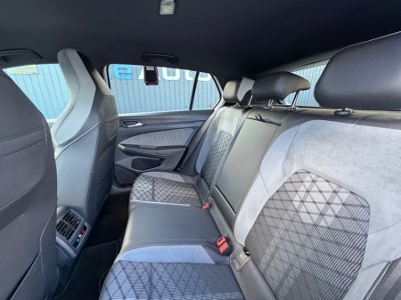 2023 Volkswagen Golf - photo 41