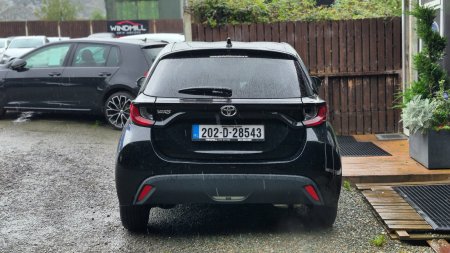 2020 Toyota Yaris - photo 8