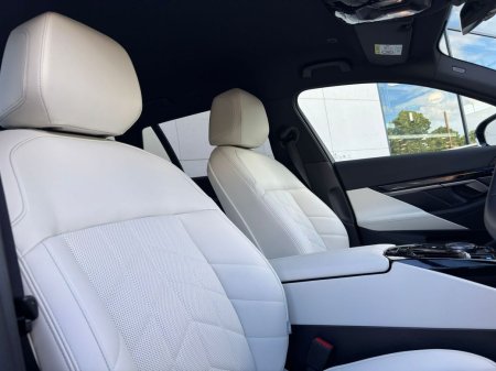 2025 BMW i5 - photo 19