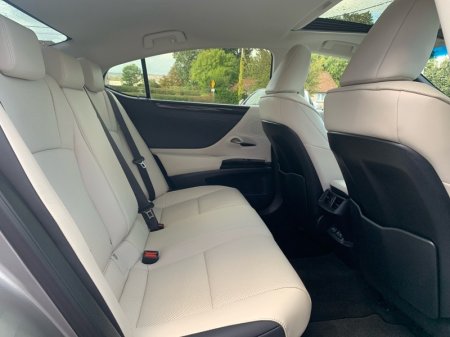 2023 Lexus ES - photo 9