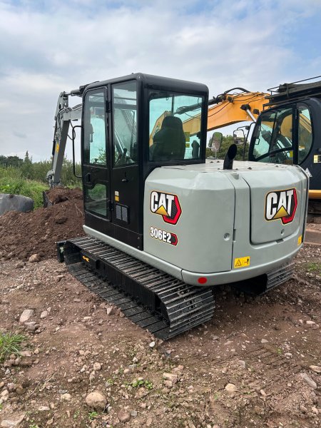 0 CATERPILLAR  - photo 2