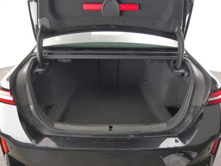 2024 BMW 5-Series - photo 13
