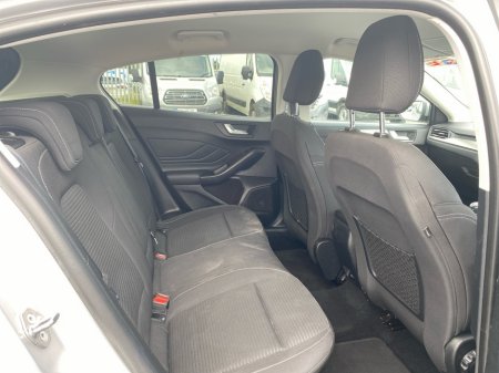 2020 Ford Focus - photo 19
