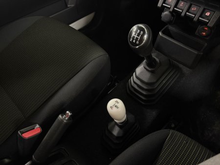 2023 Suzuki Jimny - photo 14