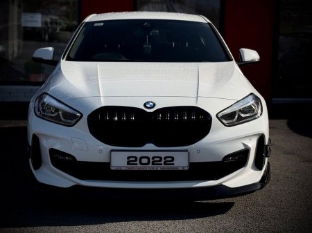 2022 BMW 1-Series - photo 2
