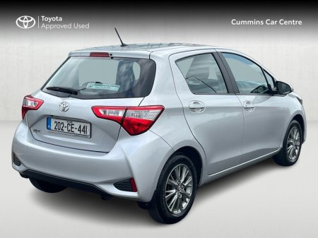2020 Toyota Yaris - photo 2