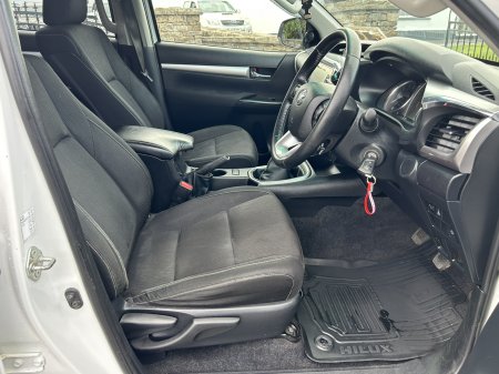 2022 Toyota Hilux - photo 20