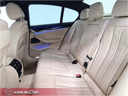 2020 BMW 5-Series - photo 17