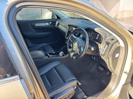 2021 Volvo XC40 - photo 10