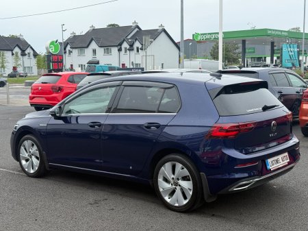 2023 Volkswagen Golf - photo 7