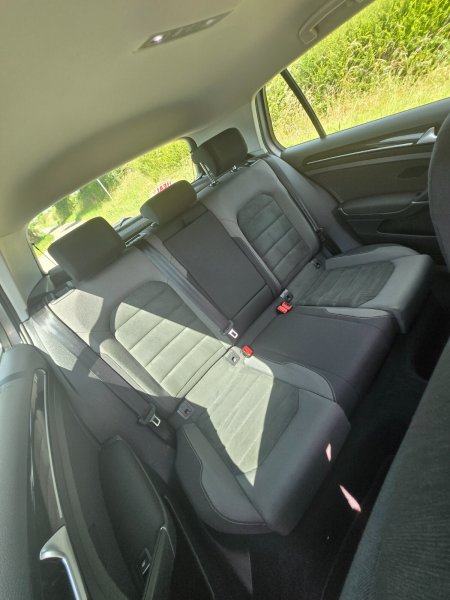 2019 Volkswagen Golf - photo 8