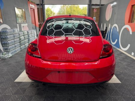 2017 Volkswagen Beetle - photo 4